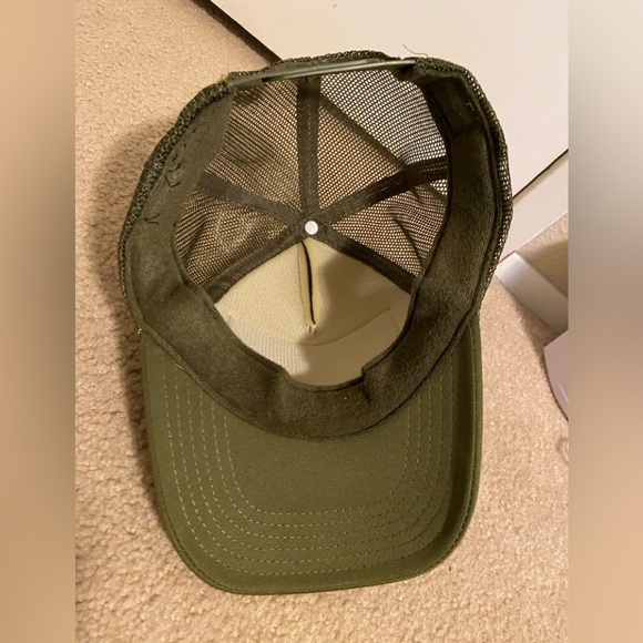 HEC studio trucker hat with custom one of a kind design, green - Picture 3 of 6